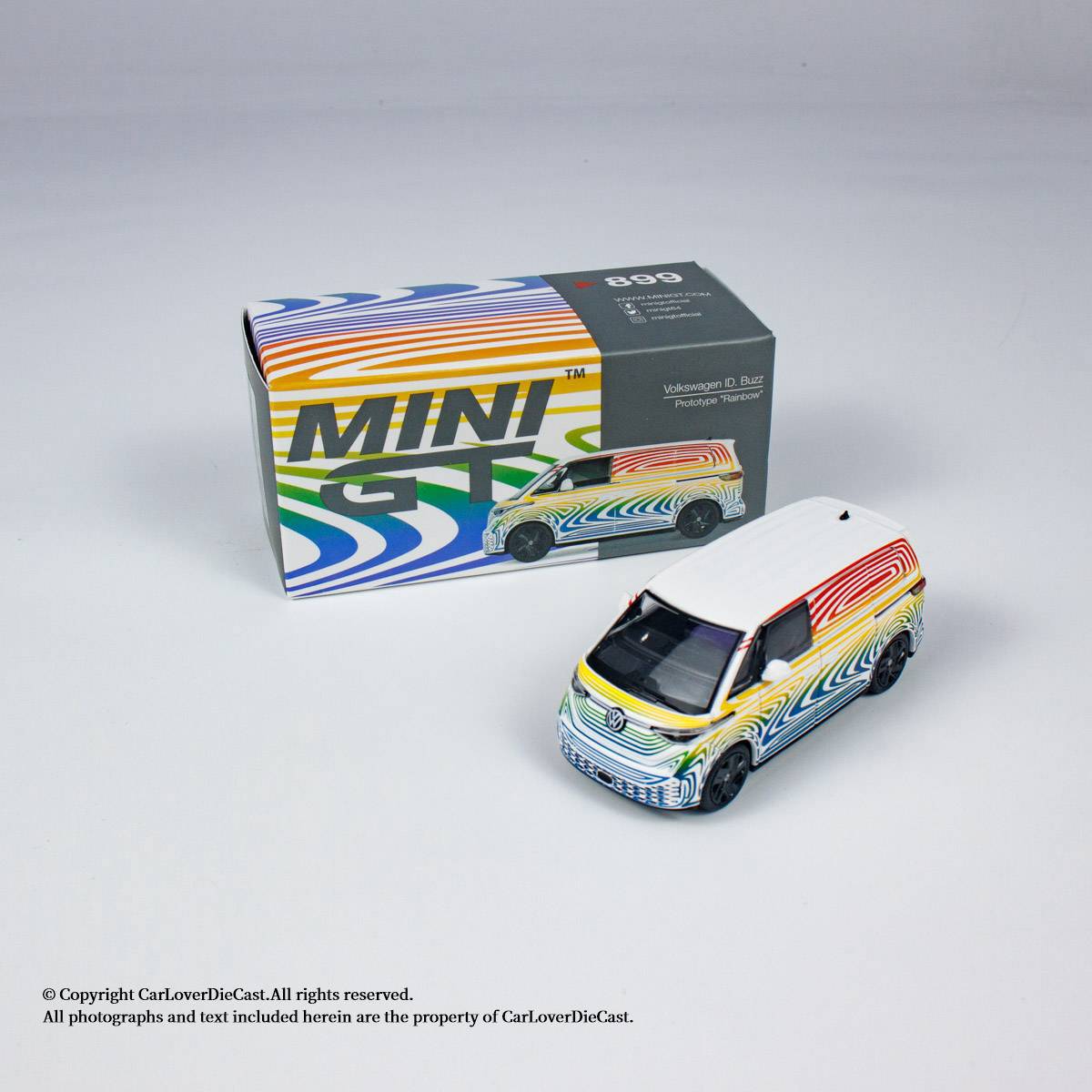 1:64 Original Mini GT Volkswagen ID Buzz Model