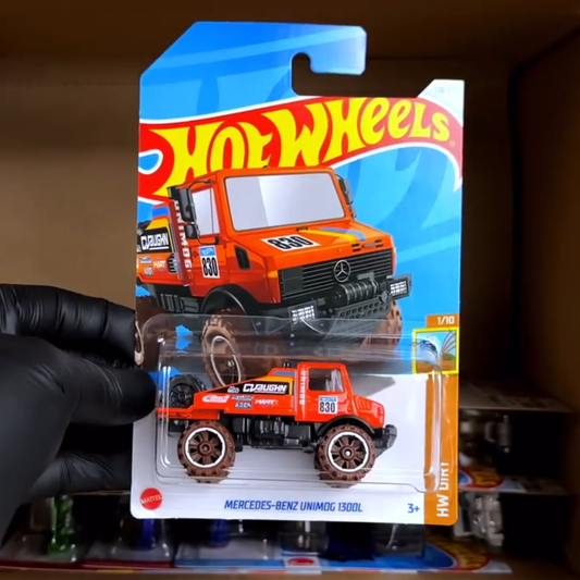 Original Hot Wheels Mercedez Benz Unimog 1300L Truck